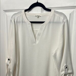 Maurices White 3/4 Sleeve Relaxed Blouse